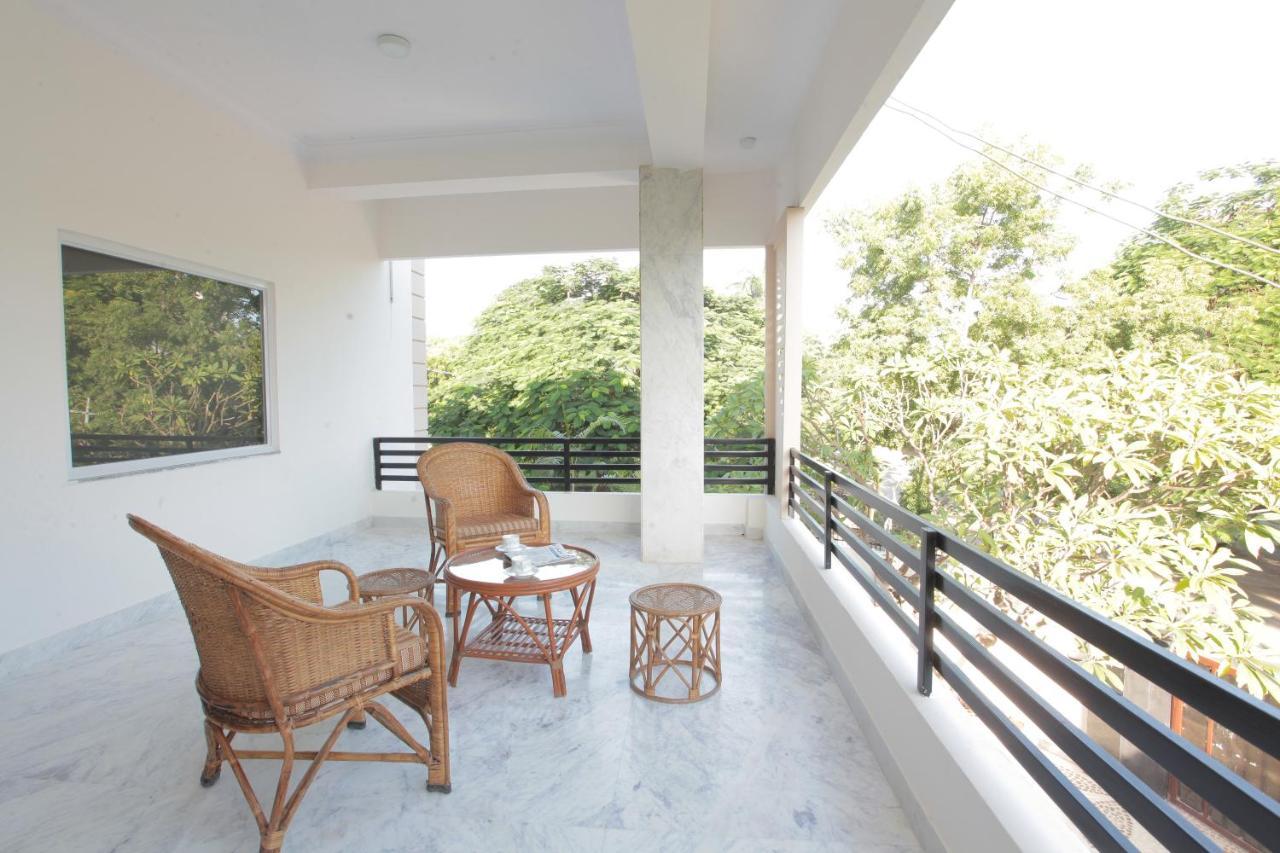 Mimosa Udaipur Bed & Breakfast Dış mekan fotoğraf